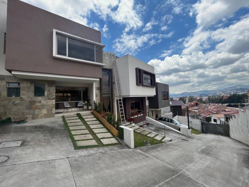 T344 Terreno en venta dentro de urbanización